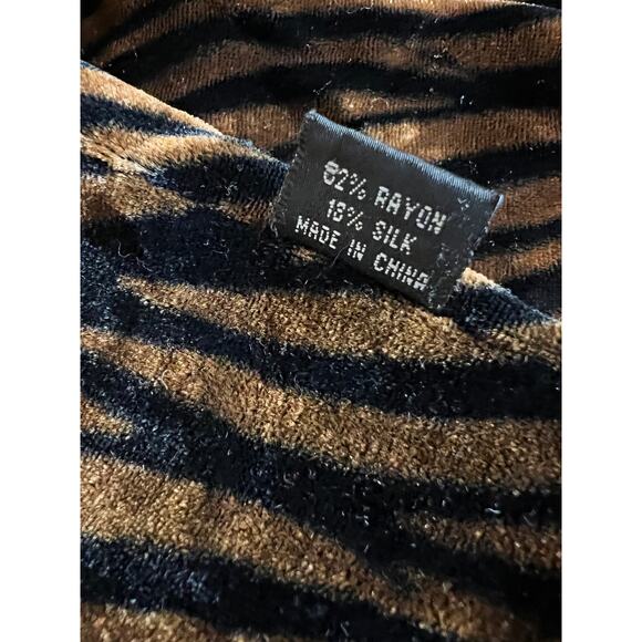 Rectangular Velvet  Zebra Animal Print Scarf - Picture 4 of 4
